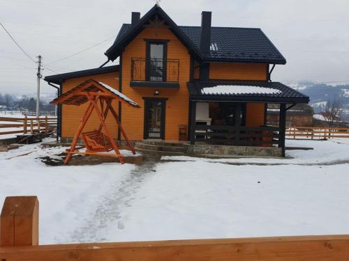 Фотографии гостевого дома
Дом в пгт. Верховина