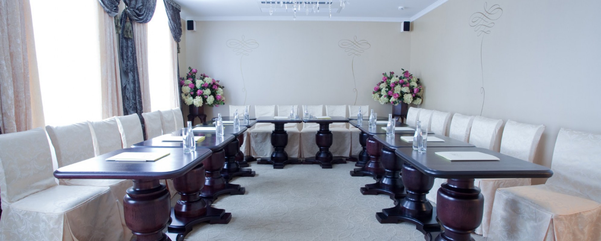 Фотографии конференц-зала Вилла де Вилль