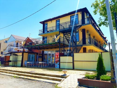 Фотографии гостевого дома
Вера на Мира