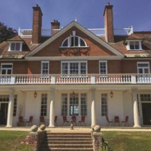 Фотографии мини отеля
Saltcote Place