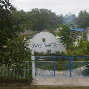 Фотографии гостиницы 
            SweetWater Resort
