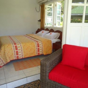 Фотография гостевого дома Chez Michellin Pensions Residence