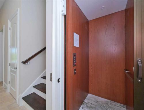 Фотография гостевого дома Cinnamon Beach Nautilus, Ocean Front, 6 Bedrooms, Sleeps 12, Private Pool