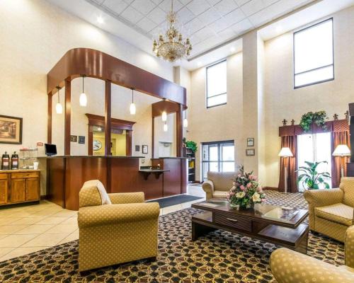 Фотография гостиницы Comfort Suites South Point - Huntington