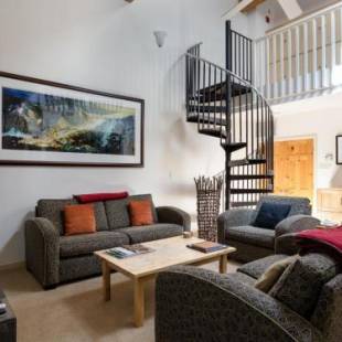 Фотографии гостевого дома
Squaw Valley Ski Flat