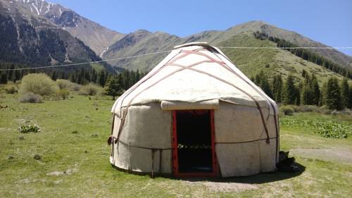 Фотография базы отдыха Юрточный лагерь