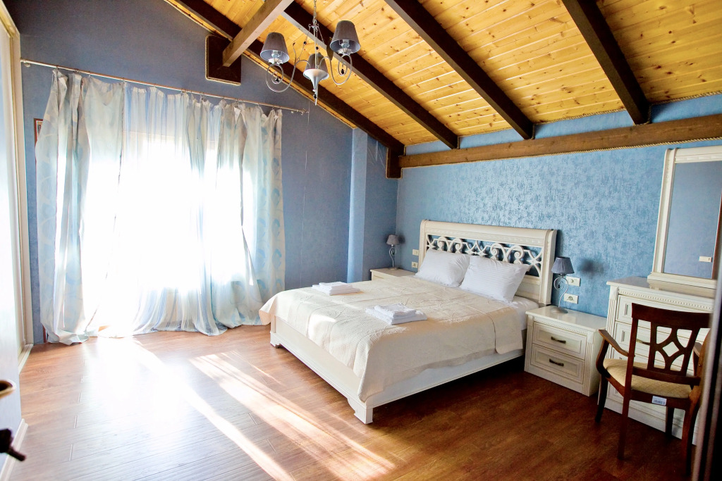 Фотография Коттеджа Шале Коттедж с подогреваемым бассейном