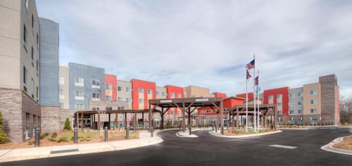 Фотография гостиницы Fairfield Inn & Suites by Marriott Charlotte Airport