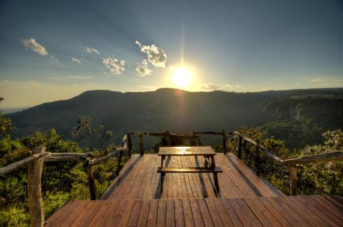 Фотография гостевого дома The Edge Mountain Retreat