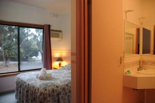 Фотография гостиницы Halls Gap Tavern