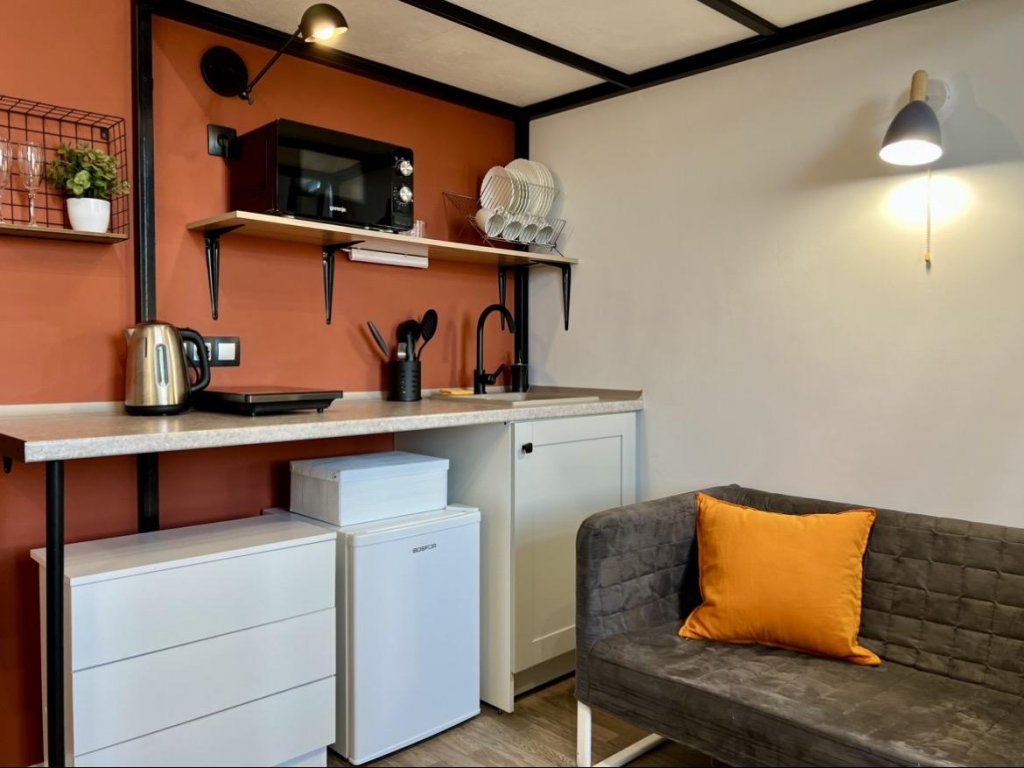 Фотография квартиры Диван и чемодан на магистрали Вокзальной