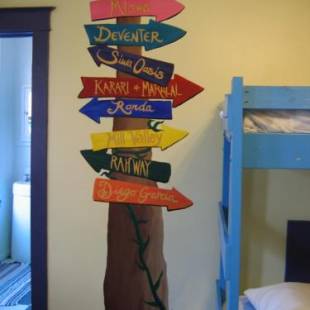 Фотографии мини отеля
The Pirate Haus Inn