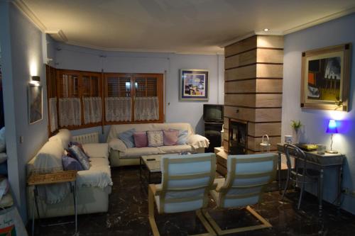 Фотография гостевого дома Alojamientos Villarias Archena