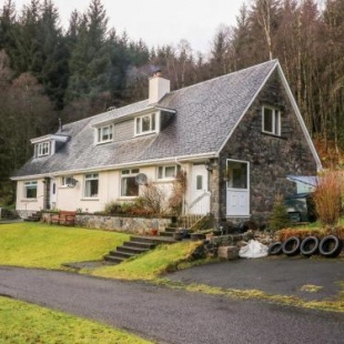 Фотография гостевого дома Glenfinglas Dam Cottage