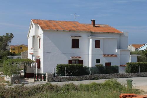 Фотография гостевого дома Apartments with a parking space Povljana, Pag - 6468