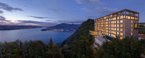 Фотографии гостиницы 
            Bürgenstock Hotels & Resort - Bürgenstock Hotel & Alpine Spa