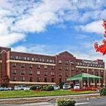 Фотография гостиницы Comfort Suites Outlet Center