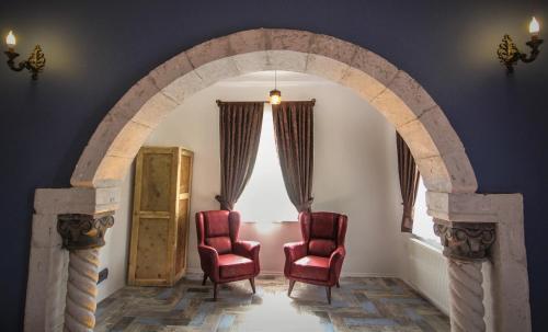 Фотография гостиницы THE RED HORSE HOTEL