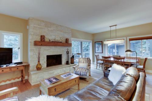 Фотография гостевого дома Among the Wildflowers