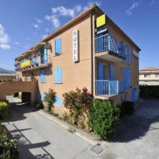 Фотографии гостиницы
Hotel Saint-Michel