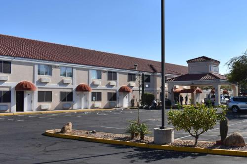 Фотография гостиницы Motel 6-Apache Junction, AZ