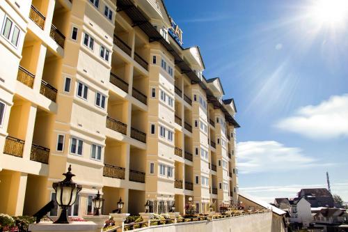 Фотография гостиницы LADALAT Hotel