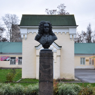 Фотография памятника Памятник В. Н. Татищеву