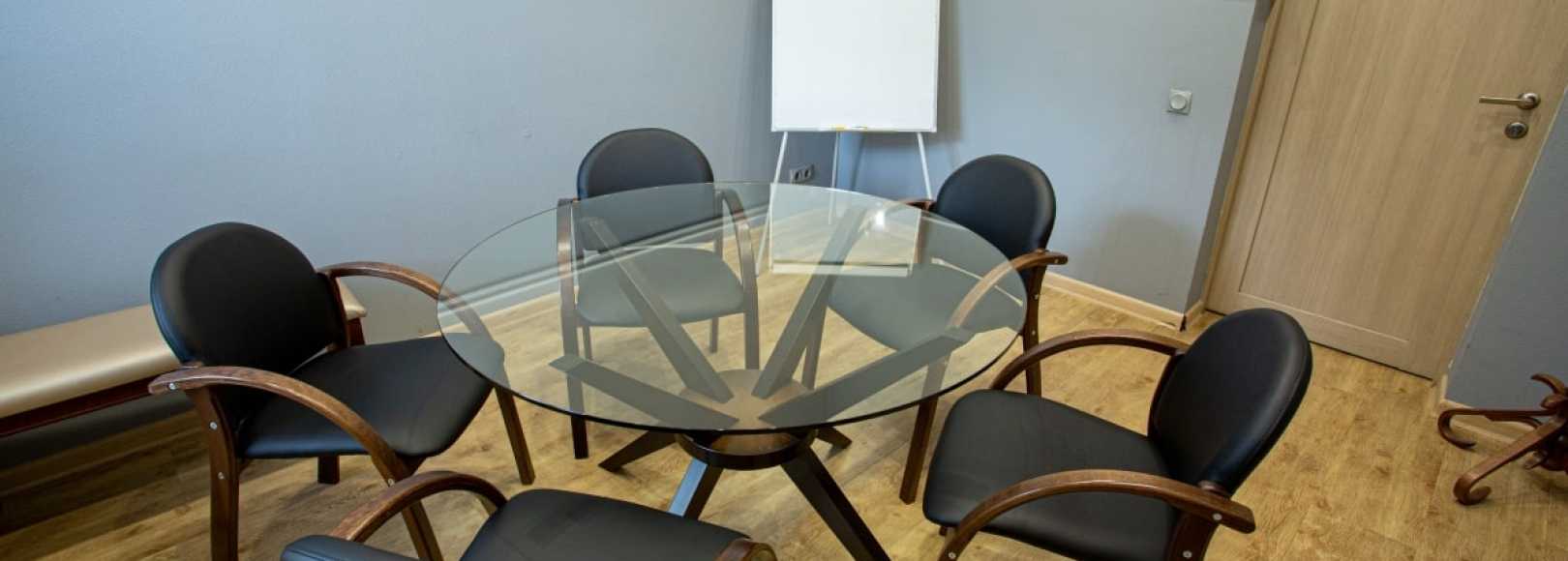 Фотография комнаты для переговоров MeettRoom Зал Рим