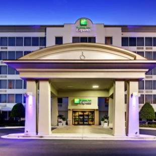 Фотографии гостиницы 
            Holiday Inn Express - Atlanta-Kennesaw, an IHG Hotel