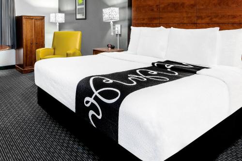 Фотография гостиницы La Quinta Inn & Suites by Wyndham Miramar Beach-Destin