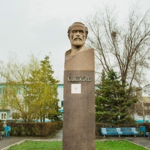 Фотография памятника Памятник С.В.Лебедеву