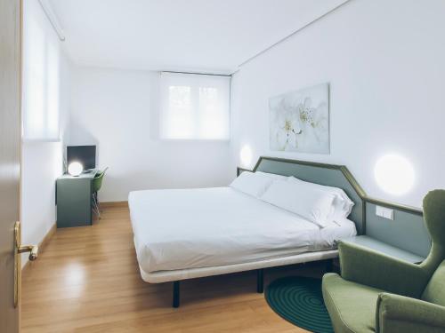 Фотография гостиницы Hotel Urdanibia Park