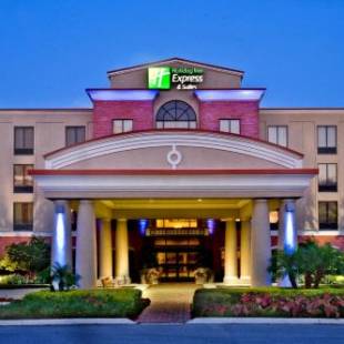 Фотографии гостиницы 
            Holiday Inn Express Hotel & Suites Lake Placid, an IHG Hotel