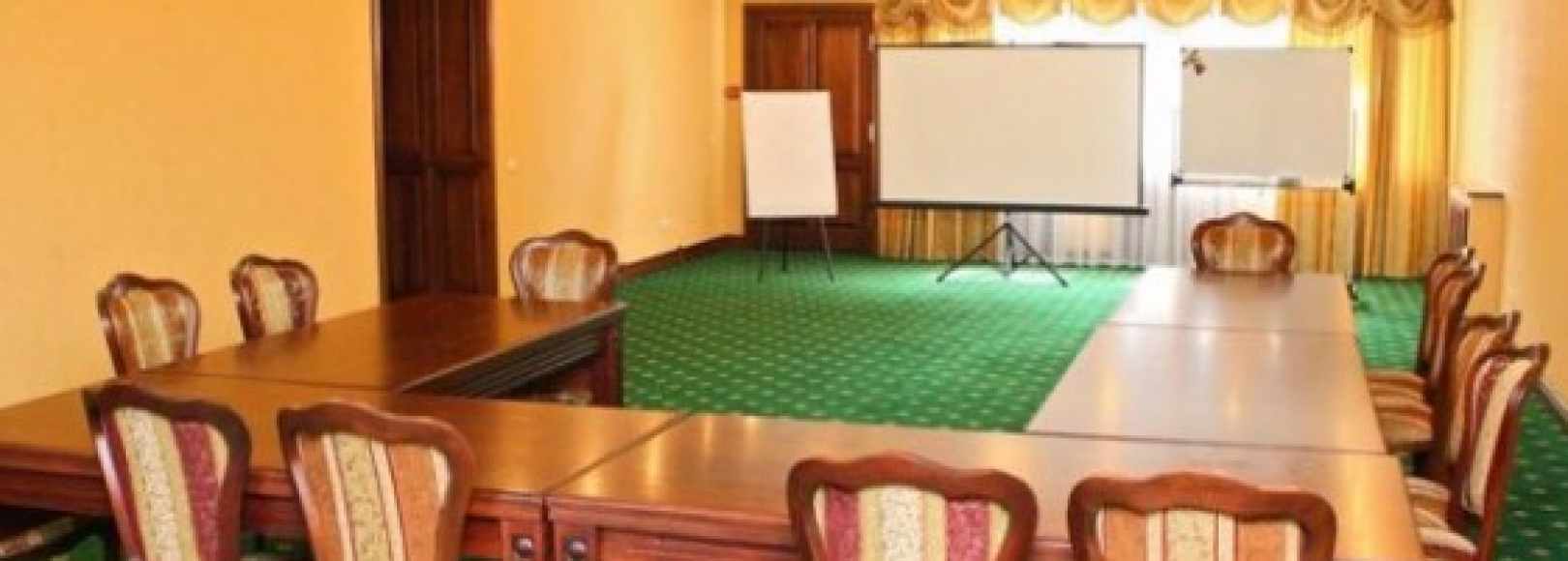 Фотография конференц-зала Славянский