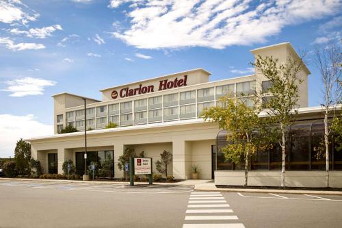 Фотография гостиницы Clarion Hotel Airport Portland