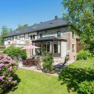 Фотографии гостевого дома 
            Spacious Cottage in Thirimont near Forest