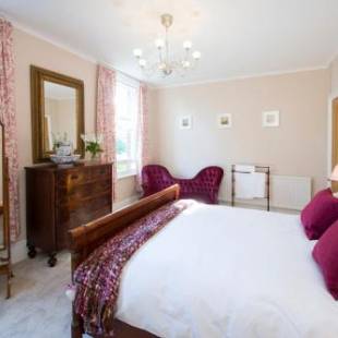 Фотографии гостевого дома
Lamb's Knees