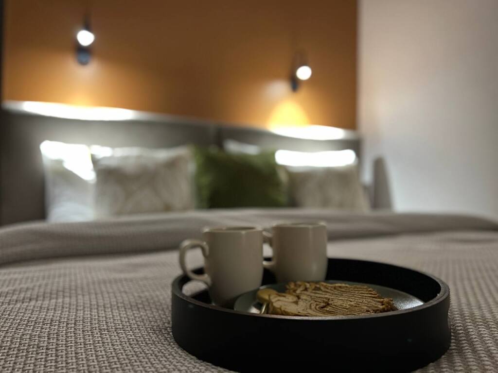 Фотография квартиры Квартира CTИЛЬНАЯ 3-ШКA С СОВРЕMЕHНЫМ РЕMОHТOM BБЛИЗИ AKBАПАРКA!