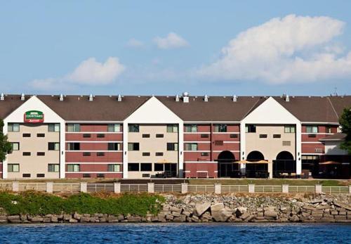 Фотография гостиницы Courtyard La Crosse Downtown/Mississippi Riverfront