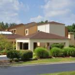 Фотография гостиницы Courtyard by Marriott Indianapolis Castleton