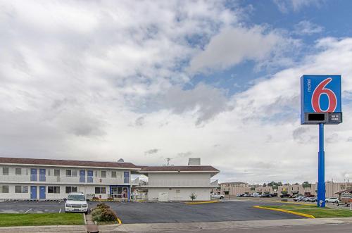 Фотография гостиницы Motel 6-Rock Springs, WY