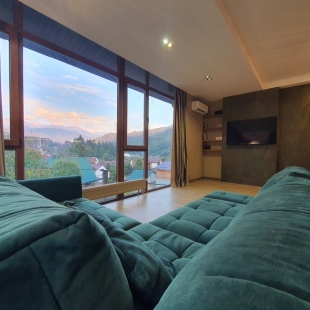 Фотография квартиры Апартаменты с Панорамным Видом на Горы по всему периметру. Красная Поляна Центр