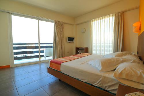 Фотография гостиницы Es Mitjorn