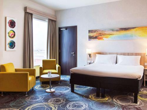 Фотография гостиницы Ibis Styles Dragon Mart Dubai