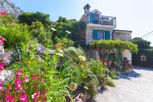 Фотография гостевого дома Holiday home Lavanda Grubisic Tucepi