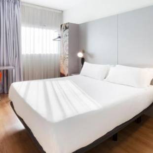 Фотографии гостиницы
B&B Hotel Valencia Aeropuerto