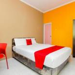 Фотография гостевого дома RedDoorz @ Jalan Pramuka Manado