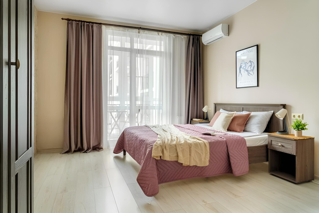 Фотография квартиры Квартира у Набережной возле Реликтовой Сосновой Рощи от Home Group