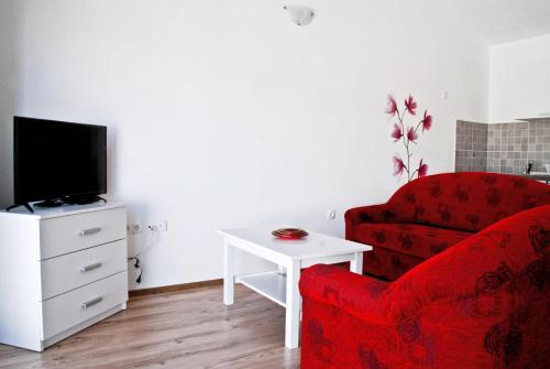 Фотография гостевого дома Apartments with a parking space Novi Vinodolski - 13098