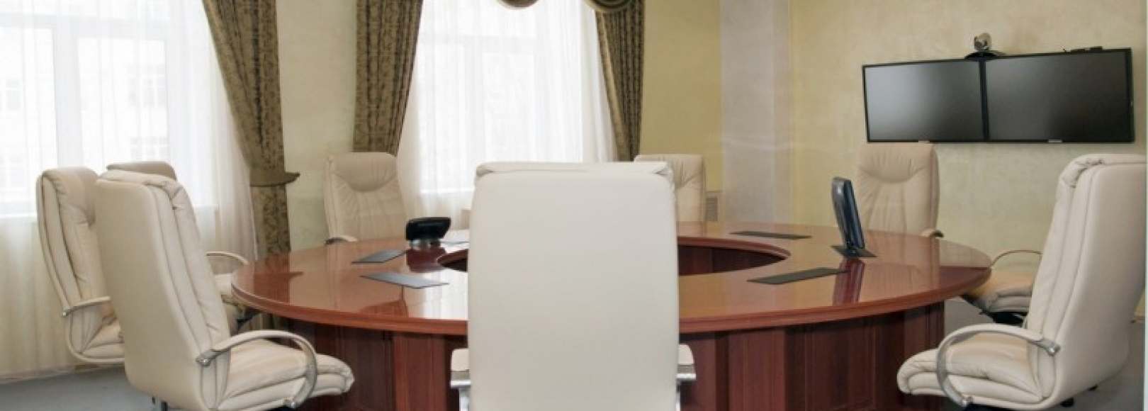 Фотография комнаты для переговоров Зал переговоров Библиотеки имени А. И. Герцена